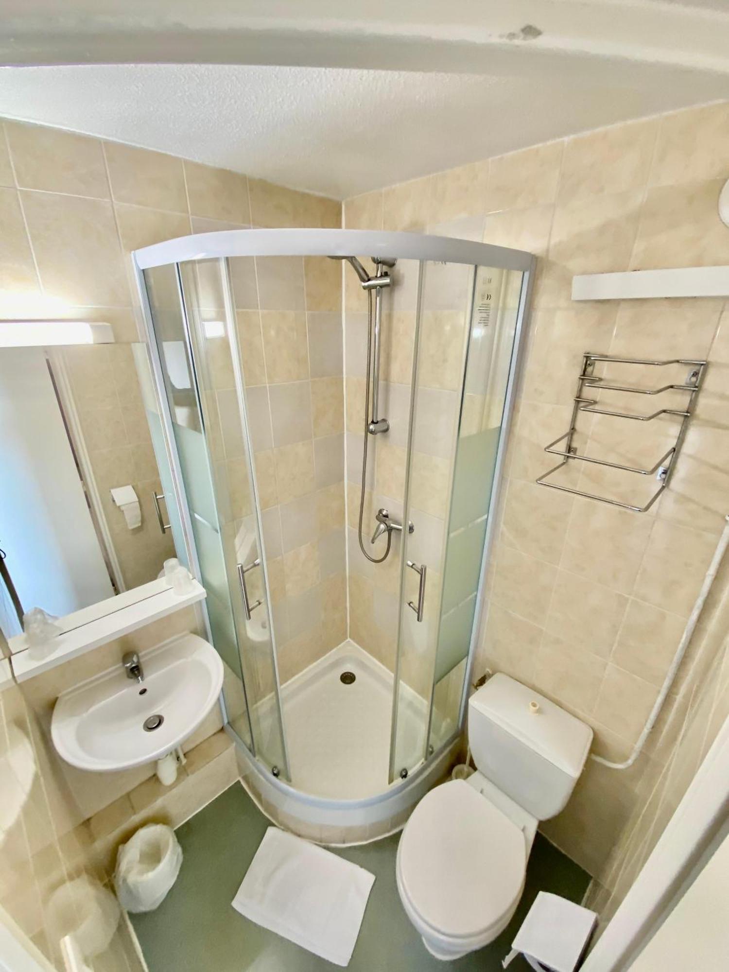 L'Escale D'Ales Hotel Kültér fotó