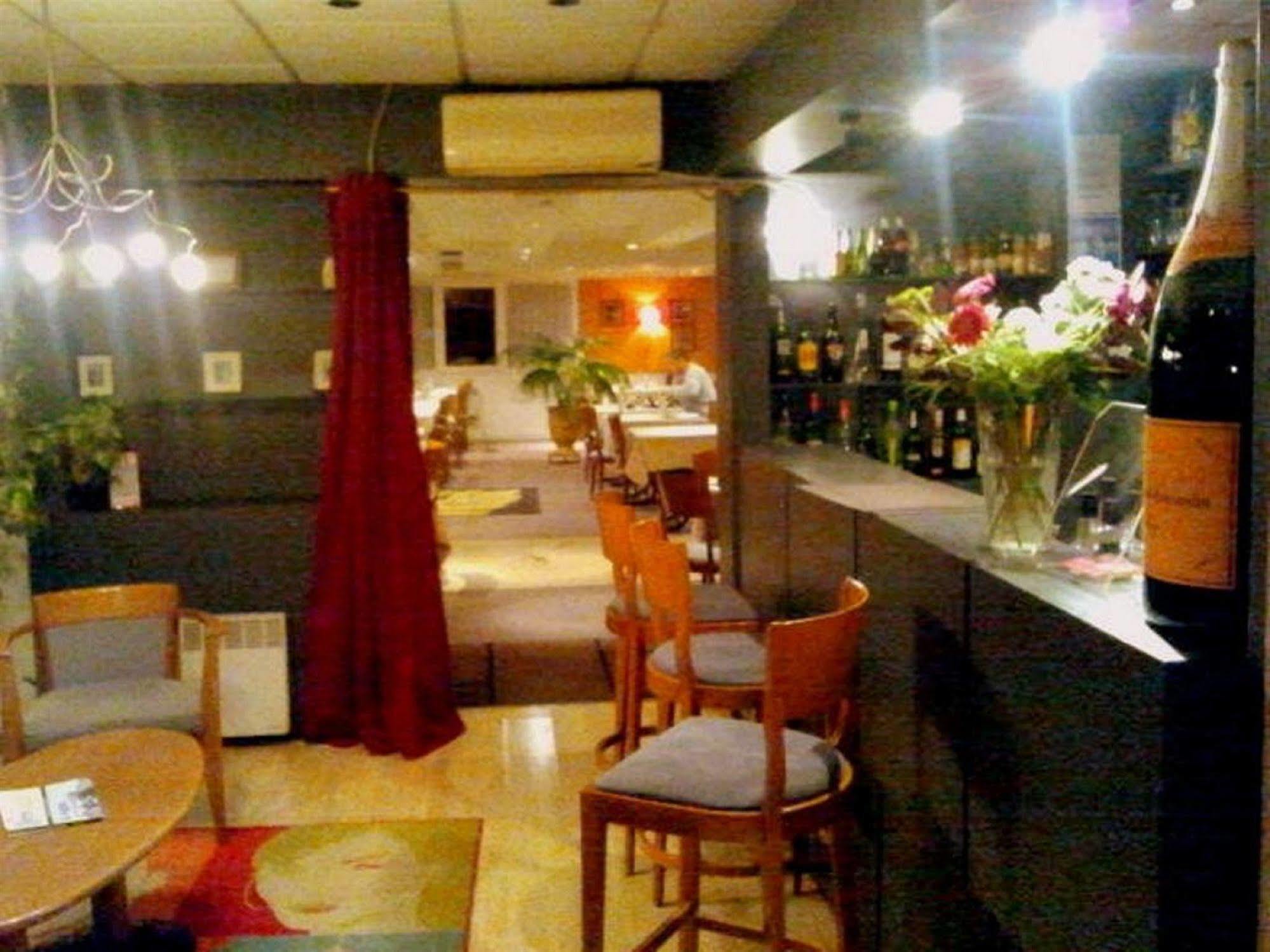 L'Escale D'Ales Hotel Kültér fotó
